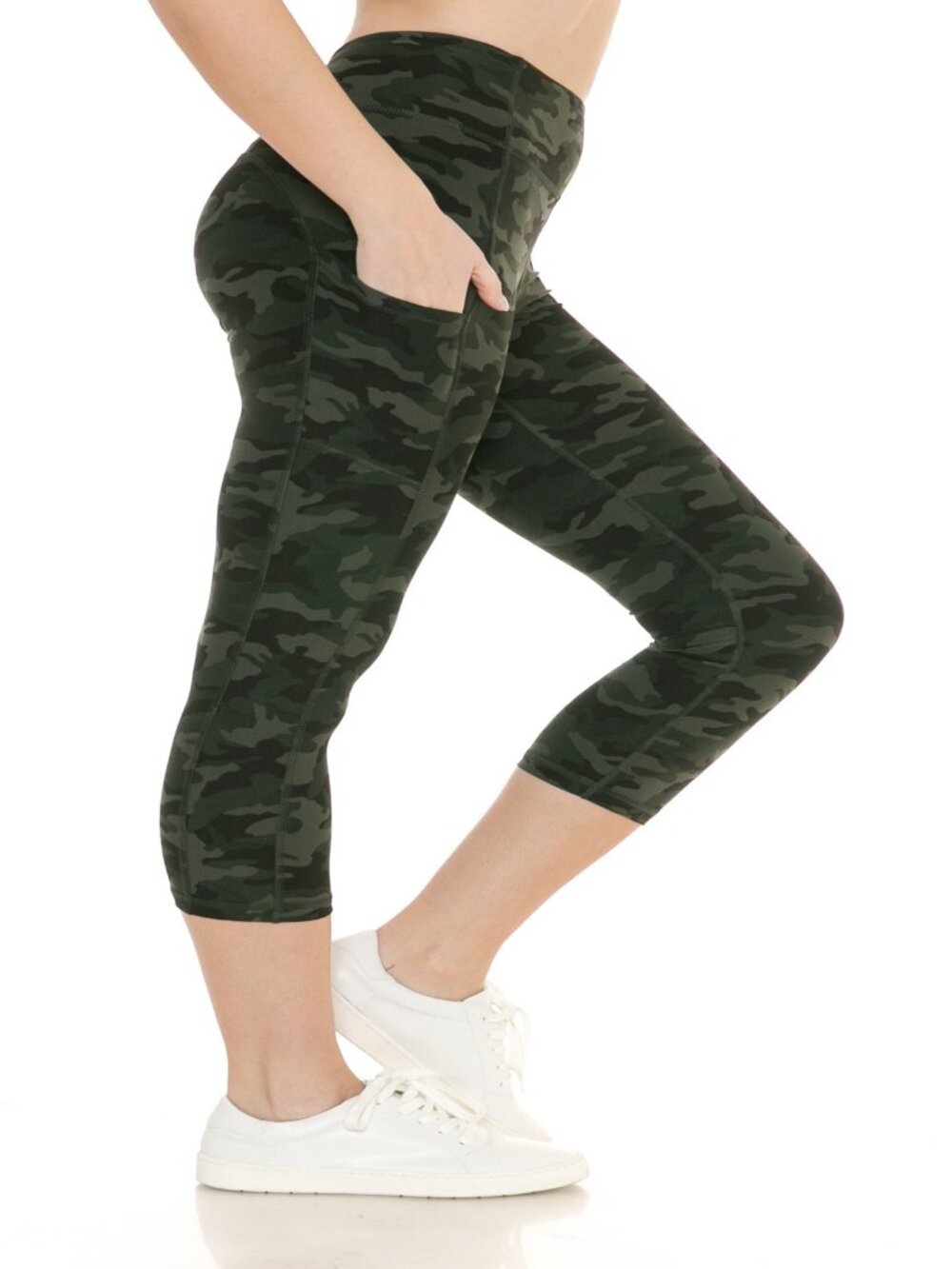 Women's Premium 240GSM Fabric Capri Leggings Phone Pockets Green Camo S-XL